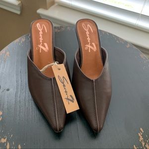 Seven 7 brown mules